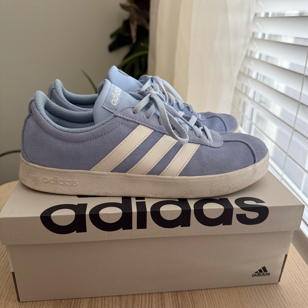 adidas Women’s Light Blue and White Sneakers - Picture 2 of 7